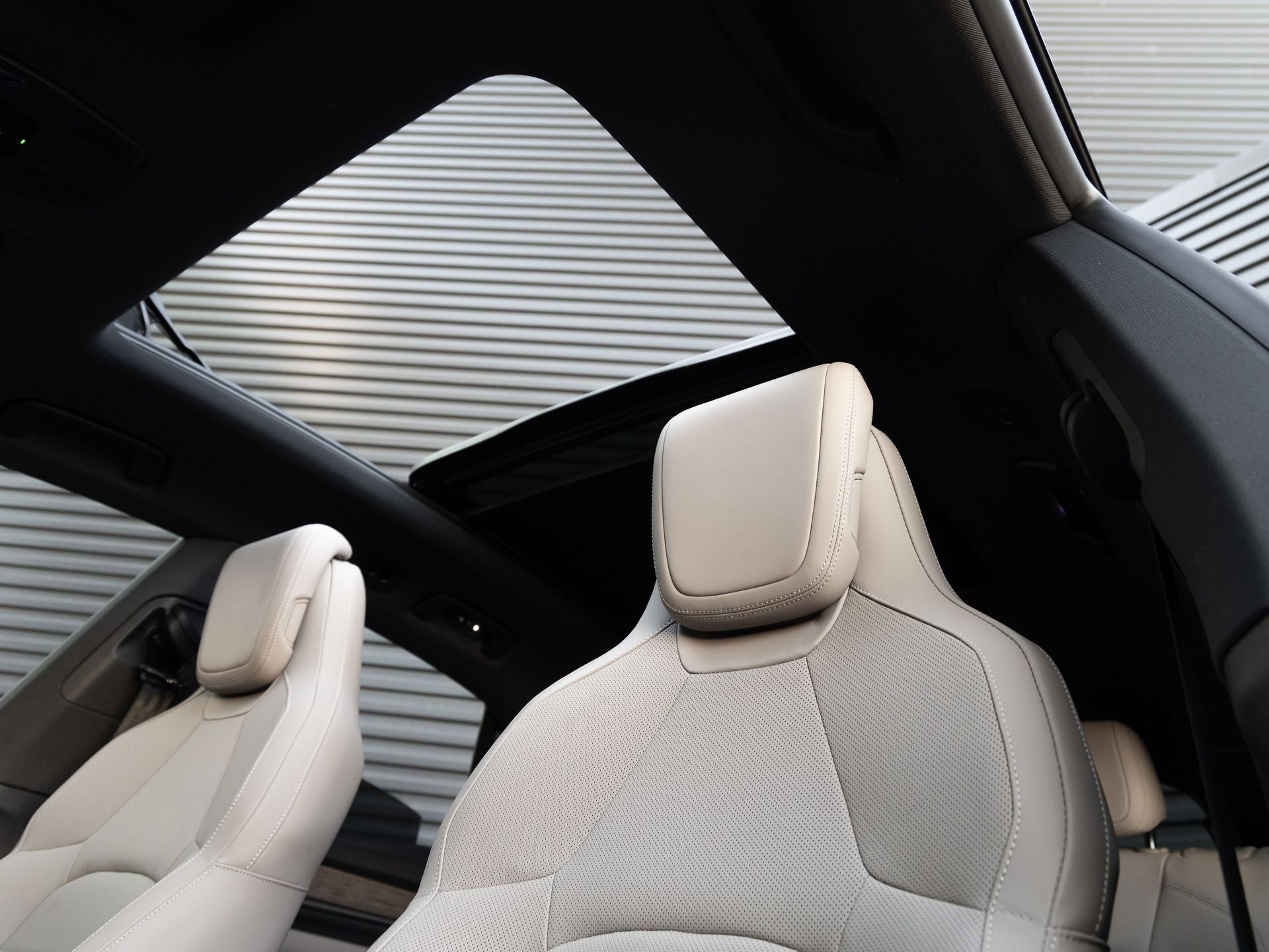 2025 Porsche Macan Electric