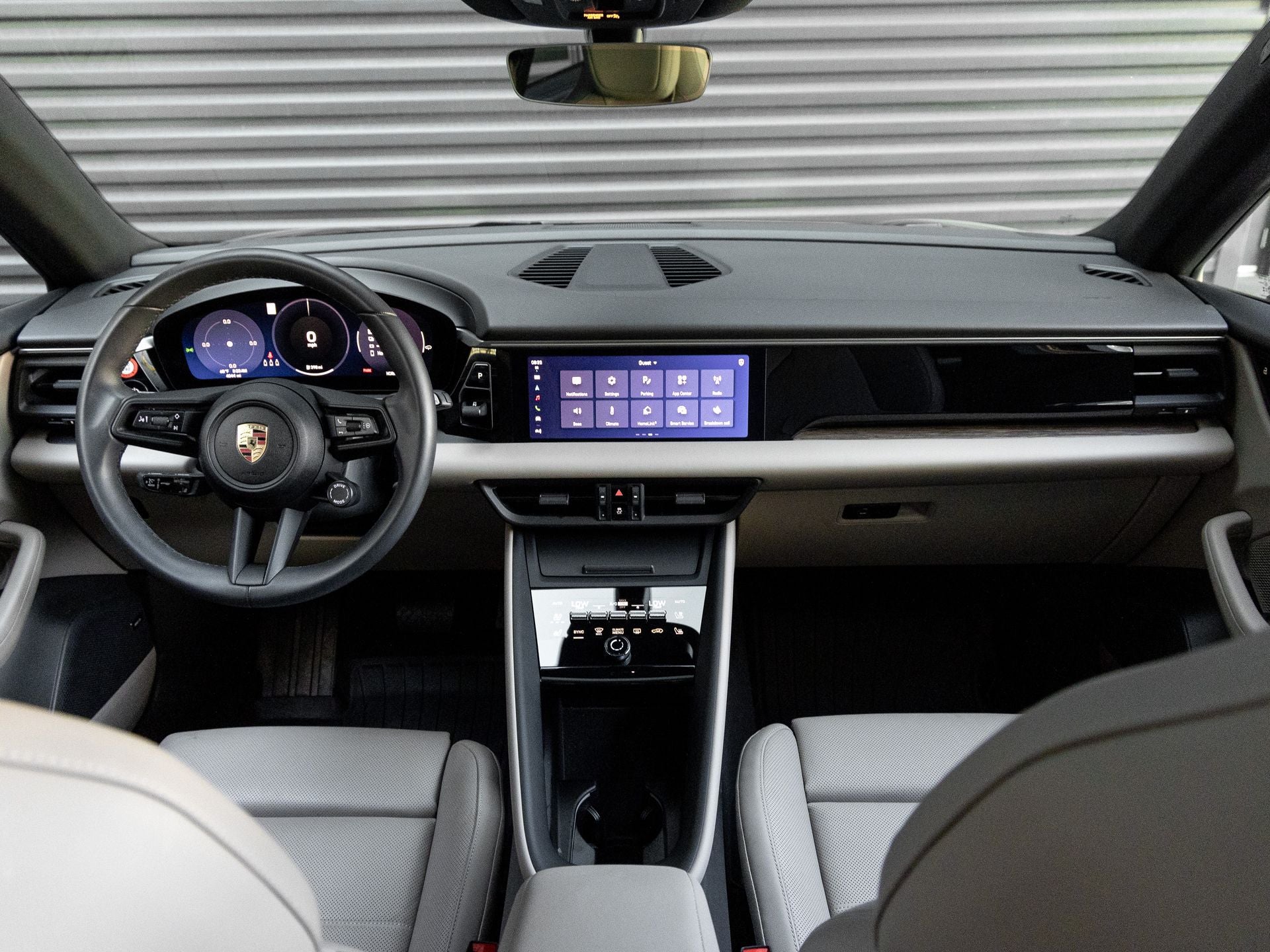 2025 Porsche Macan Electric
