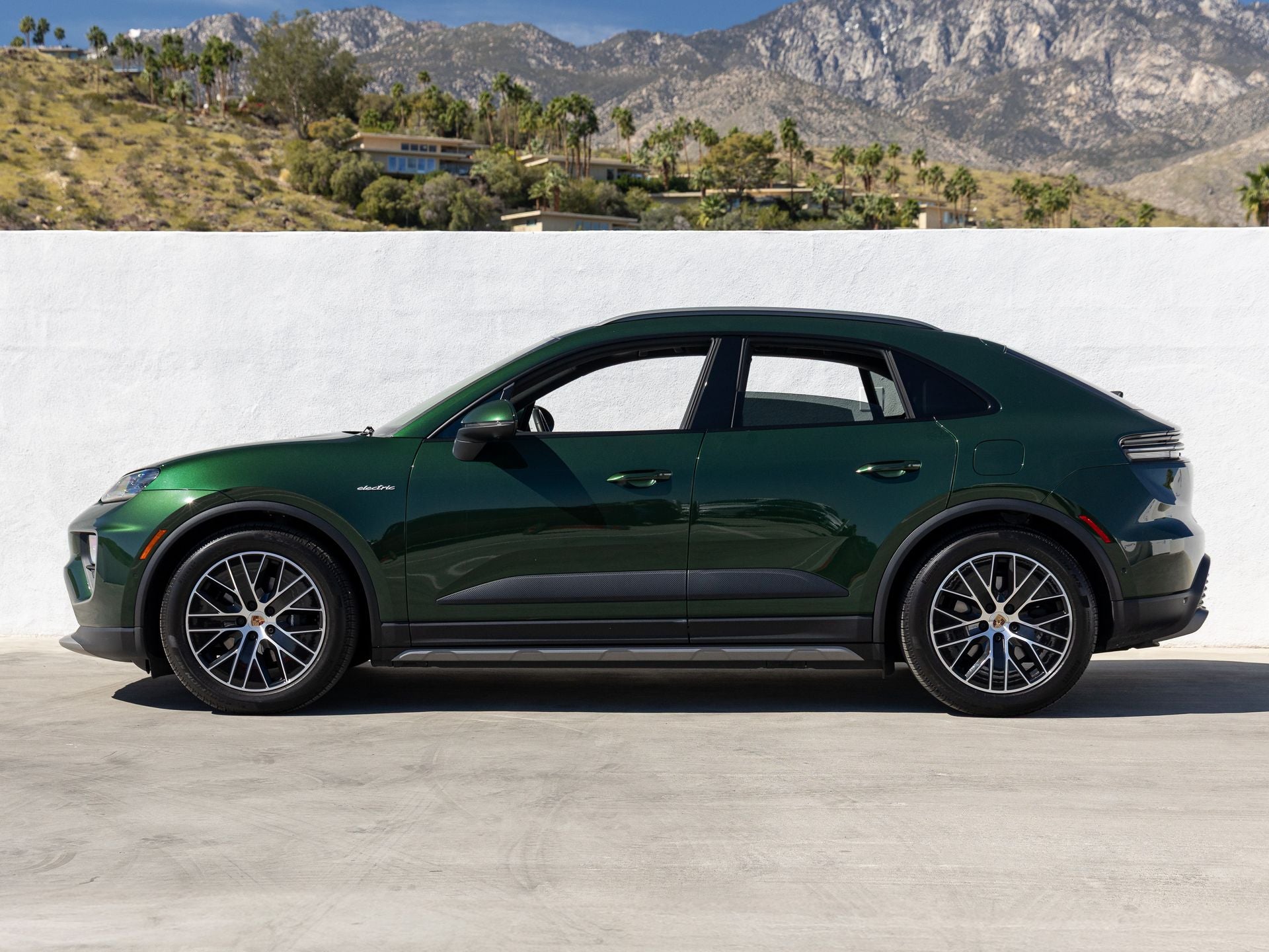 2025 Porsche Macan Electric