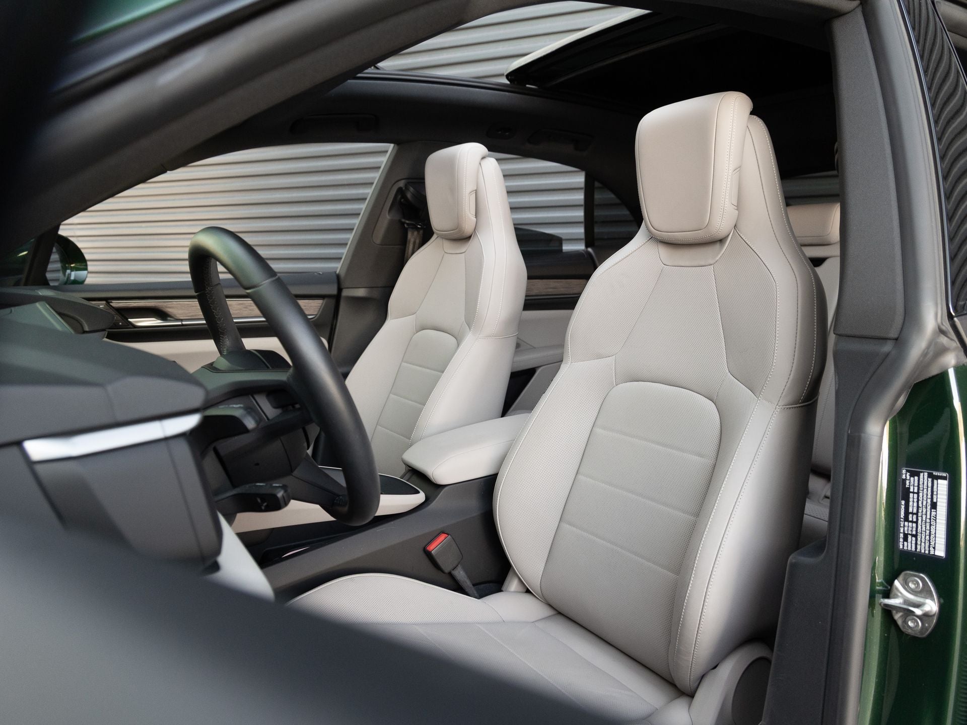 2025 Porsche Macan Electric