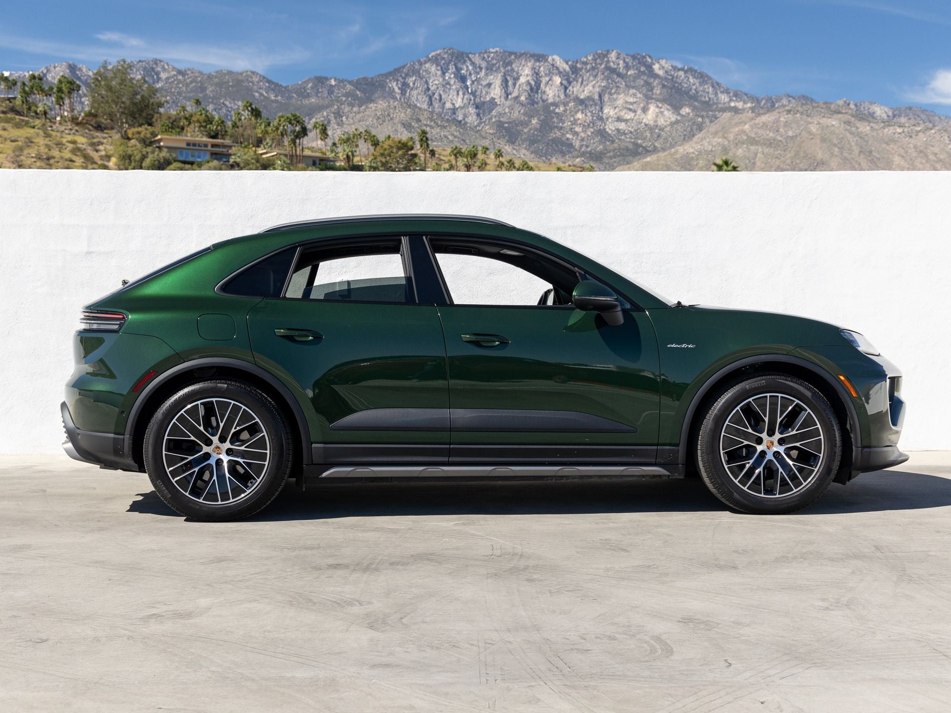 2025 Porsche Macan Electric