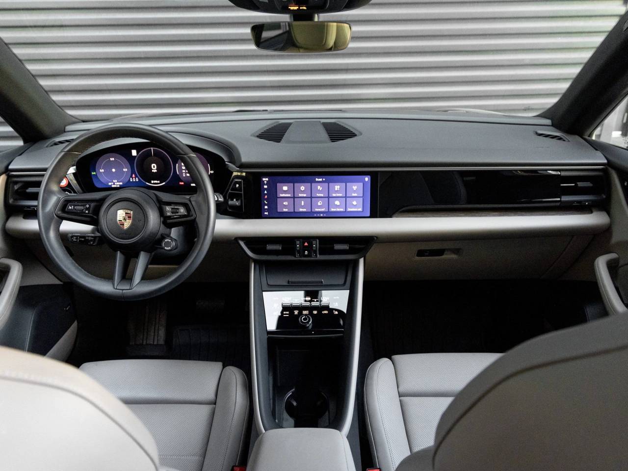 2025 Porsche Macan Electric