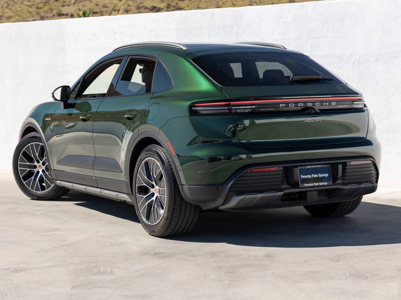 2025 Porsche Macan Electric