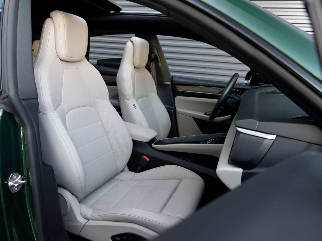 2025 Porsche Macan Electric