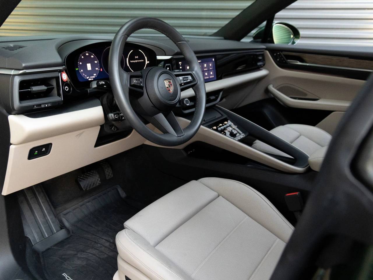 2025 Porsche Macan Electric