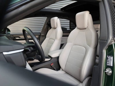 2025 Porsche Macan Electric