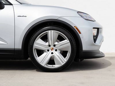 2026 Porsche Macan Electric