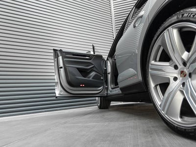 2026 Porsche Macan Electric
