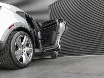 2026 Porsche Macan Electric