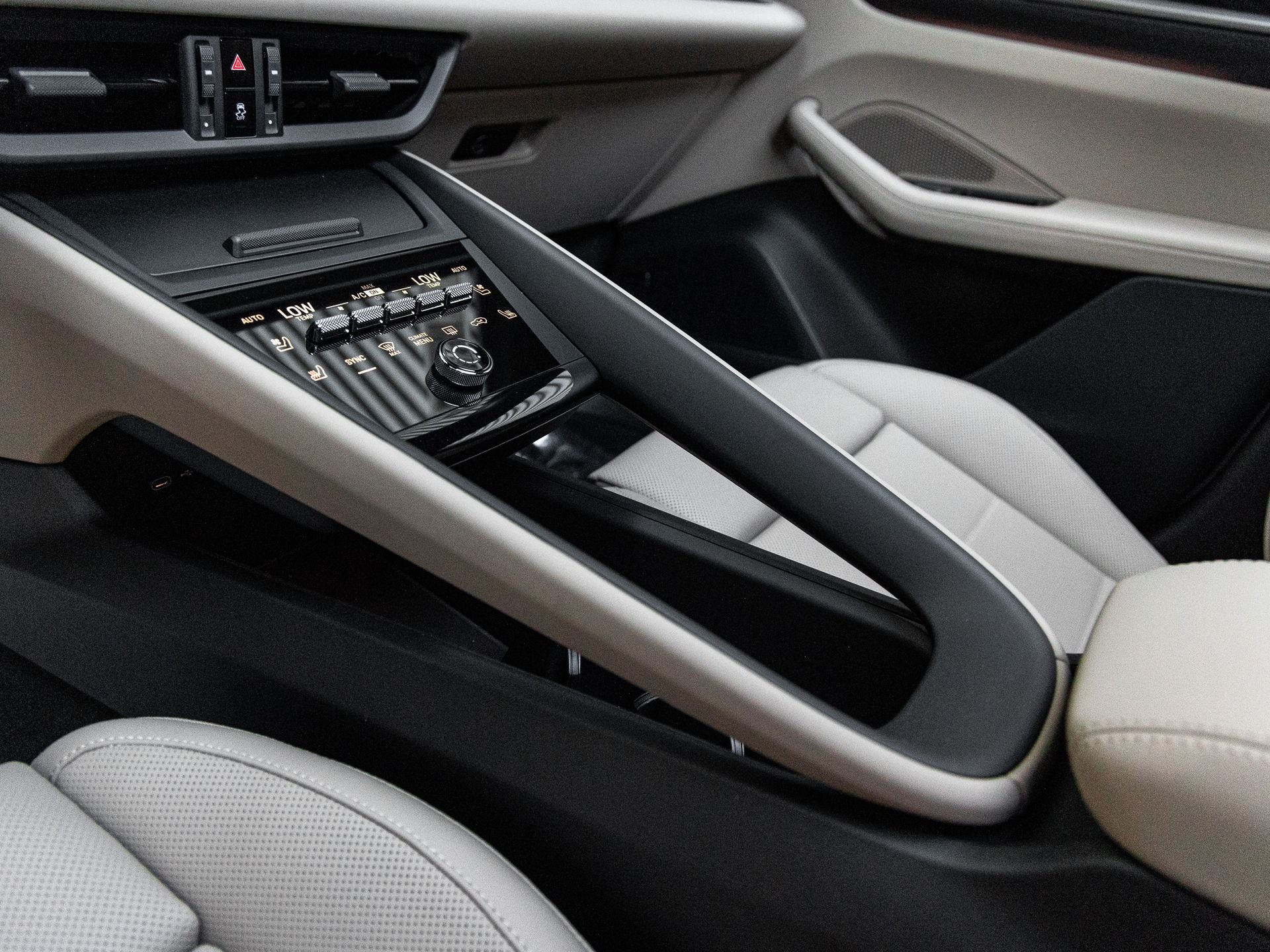 2026 Porsche Macan Electric Base