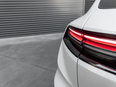 2026 Porsche Macan Electric Base