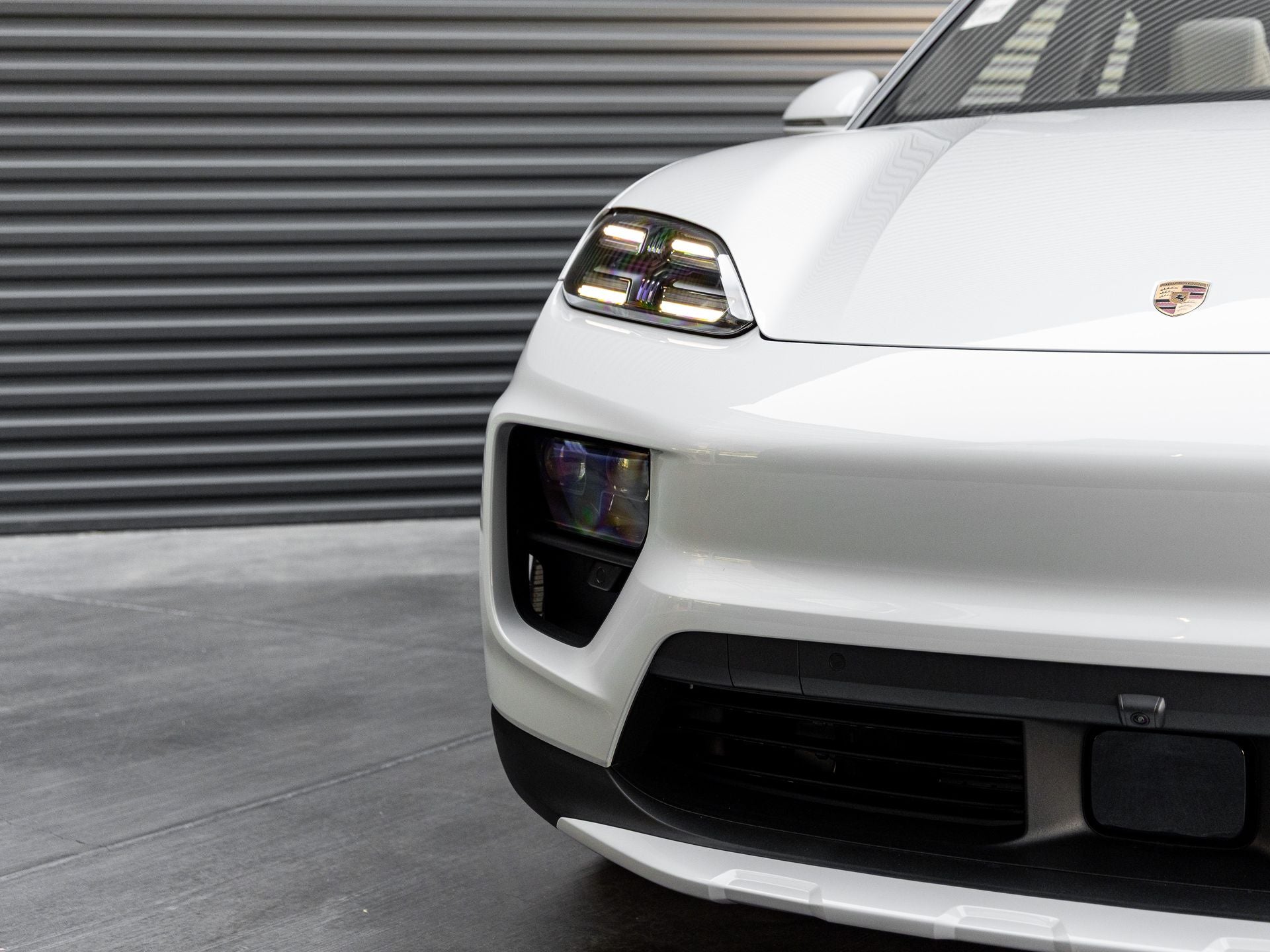 2026 Porsche Macan Electric Base