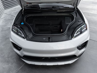 2026 Porsche Macan Electric Base