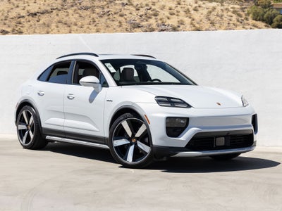 2026 Porsche Macan Electric Base
