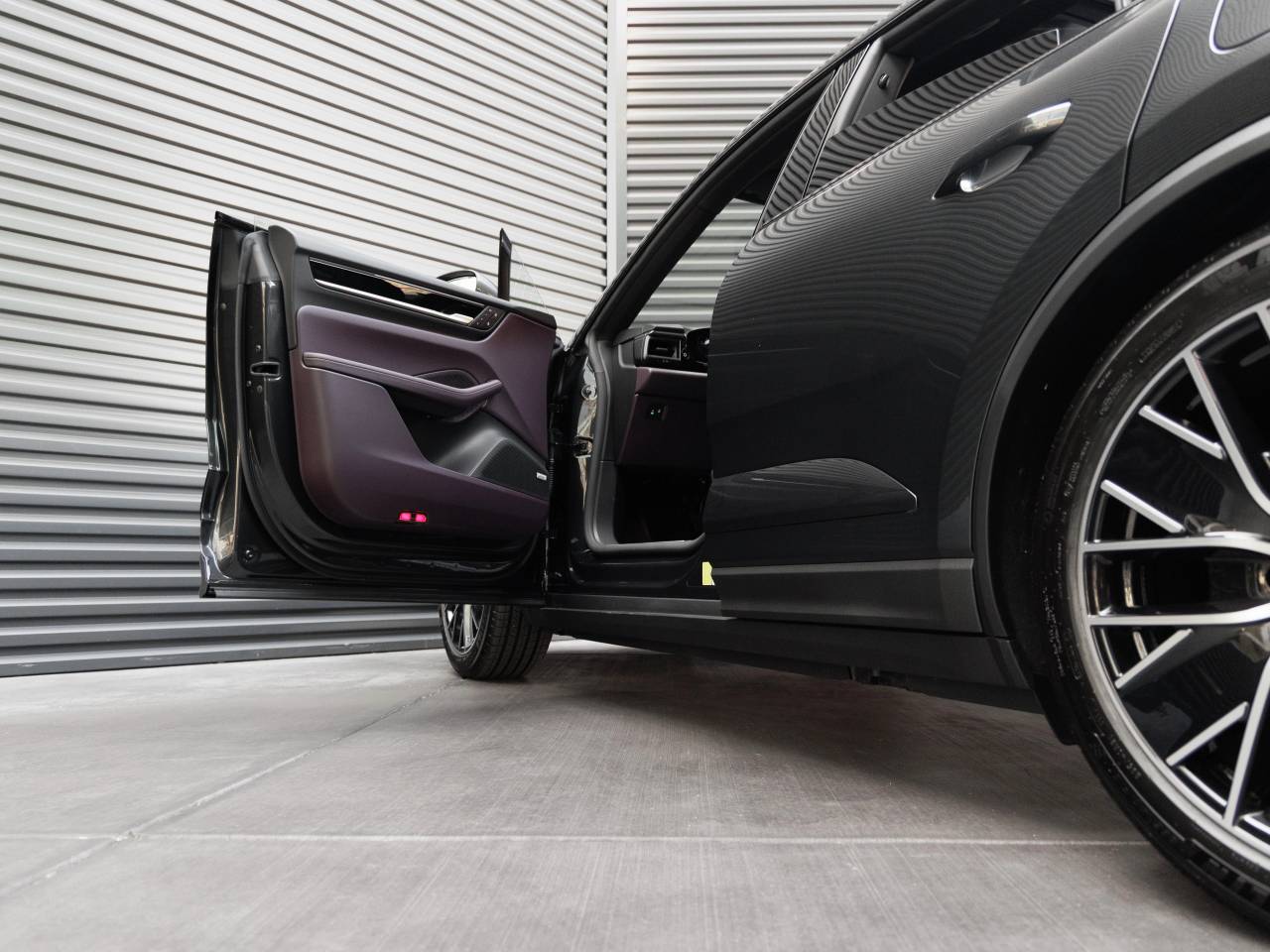 2026 Porsche Macan Macan Electric