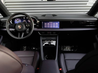 2026 Porsche Macan Macan Electric