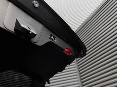 2026 Porsche Macan Macan Electric