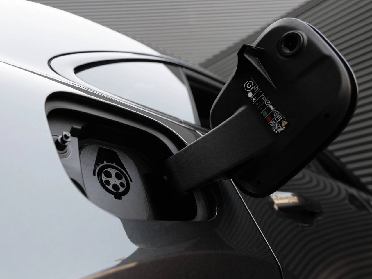 2026 Porsche Macan Macan Electric