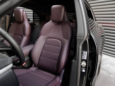 2026 Porsche Macan Macan Electric