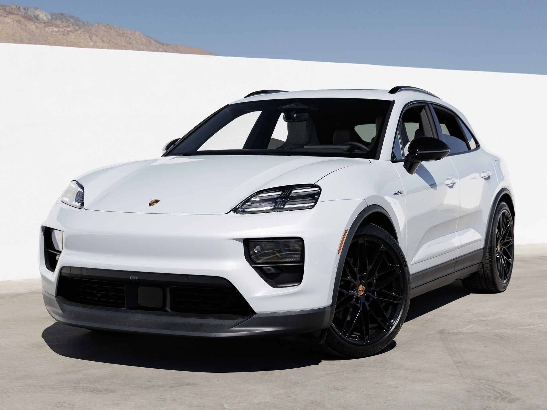2026 Porsche Macan Macan Electric