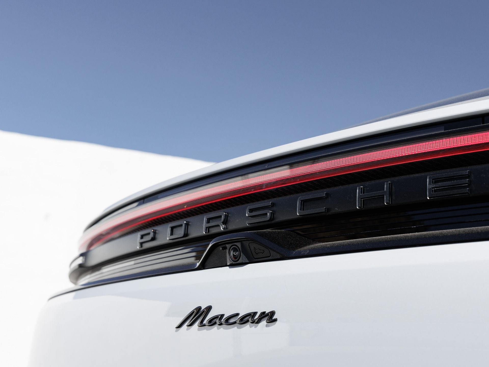 2026 Porsche Macan Macan Electric