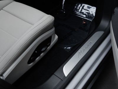 2026 Porsche Macan Macan Electric