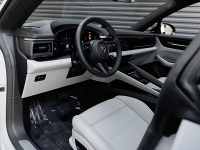 2026 Porsche Macan Macan Electric