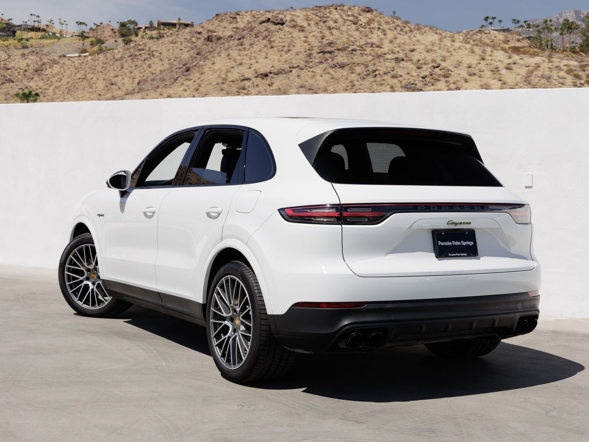 2023 Porsche Cayenne Cayenne E-Hybrid Platinum Edition (MY23)