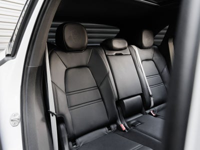 2023 Porsche Cayenne Cayenne E-Hybrid Platinum Edition (MY23)