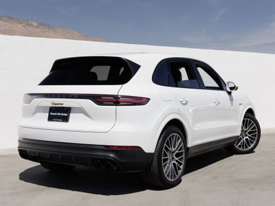 2023 Porsche Cayenne Cayenne E-Hybrid Platinum Edition (MY23)