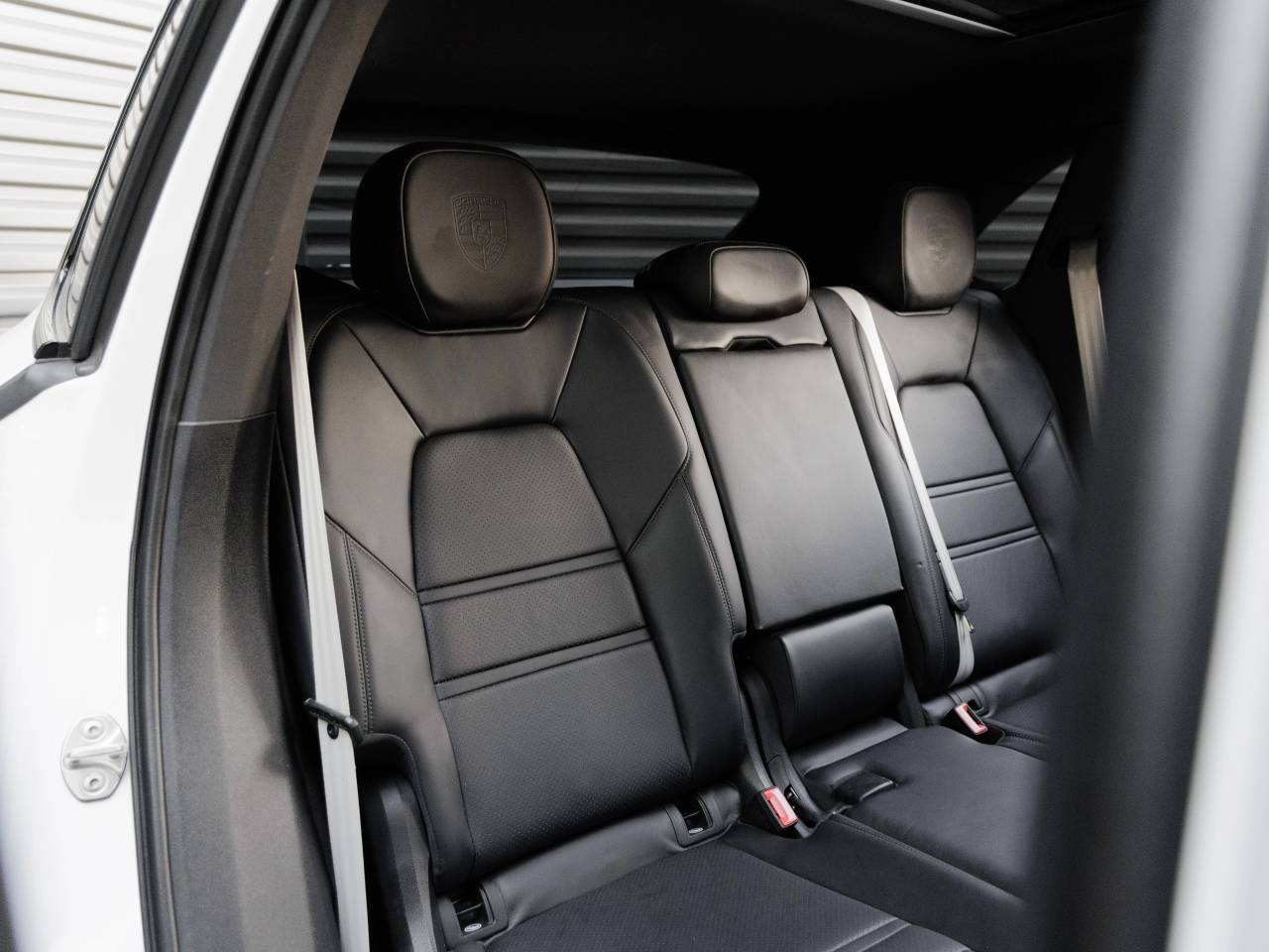 2023 Porsche Cayenne Cayenne E-Hybrid Platinum Edition (MY23)