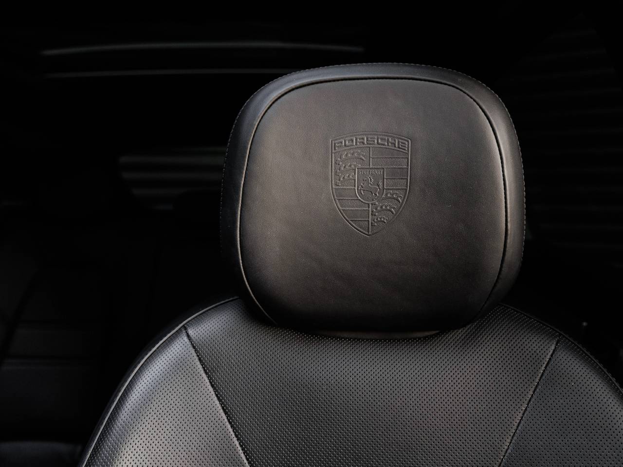 2023 Porsche Cayenne Cayenne E-Hybrid Platinum Edition (MY23)