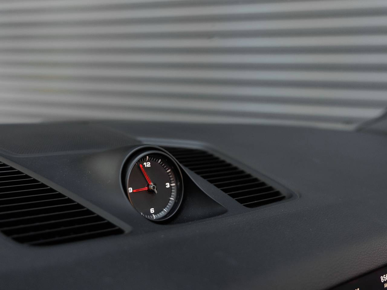 2023 Porsche Cayenne Cayenne E-Hybrid Platinum Edition (MY23)