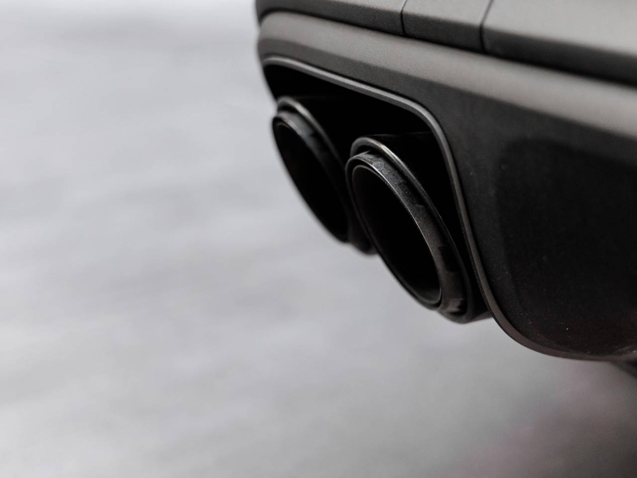 2023 Porsche Cayenne Cayenne E-Hybrid Platinum Edition (MY23)