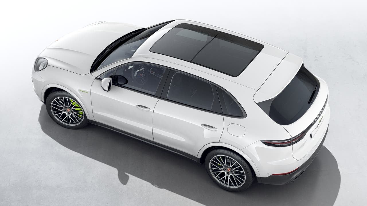 2023 Porsche Cayenne Cayenne E-Hybrid Platinum Edition (MY23)