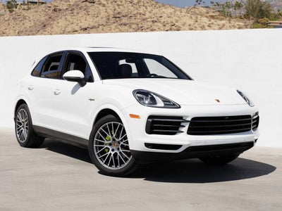2023 Porsche Cayenne Cayenne E-Hybrid Platinum Edition (MY23)