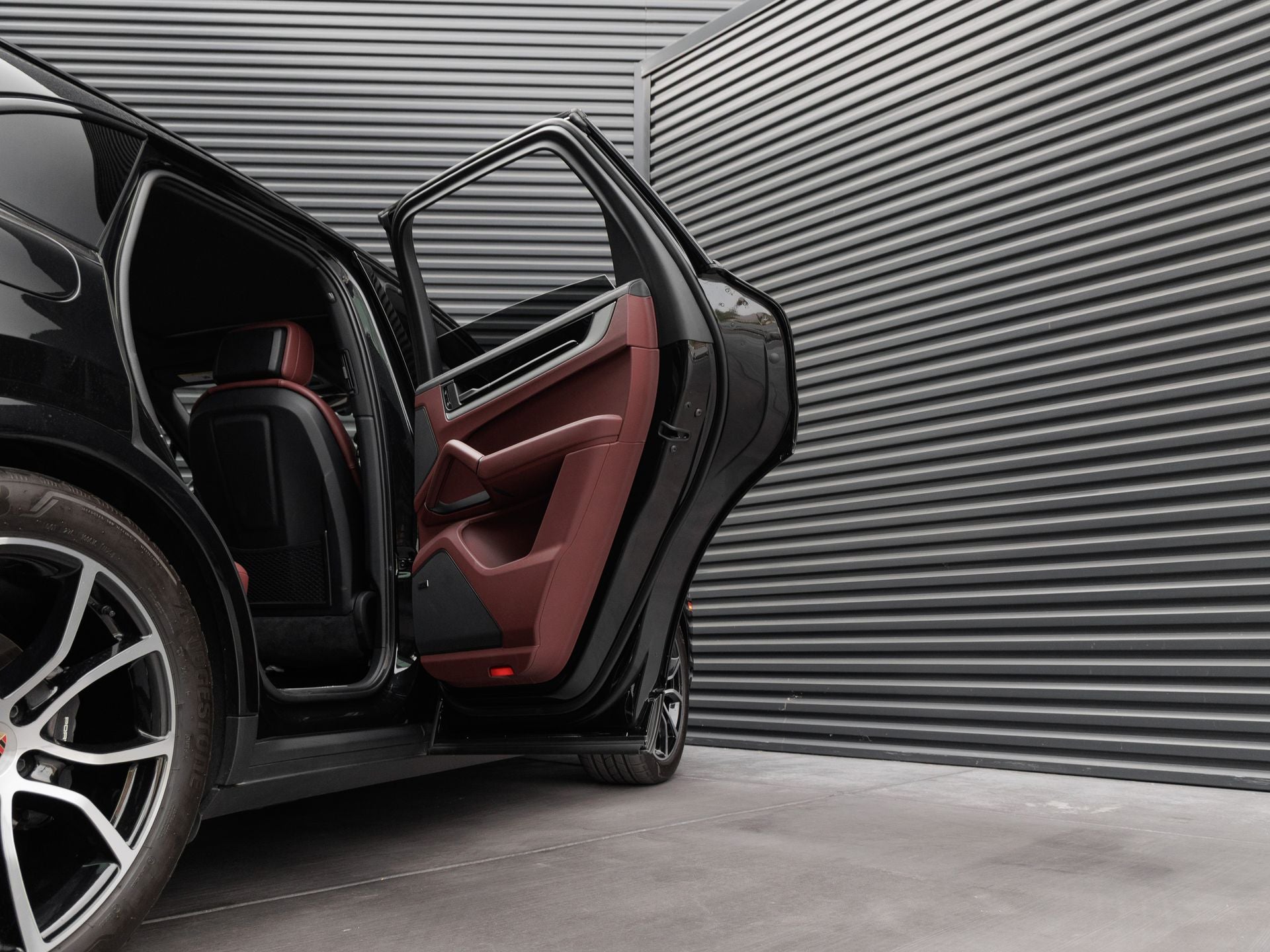 2025 Porsche Cayenne Cayenne E-Hybrid
