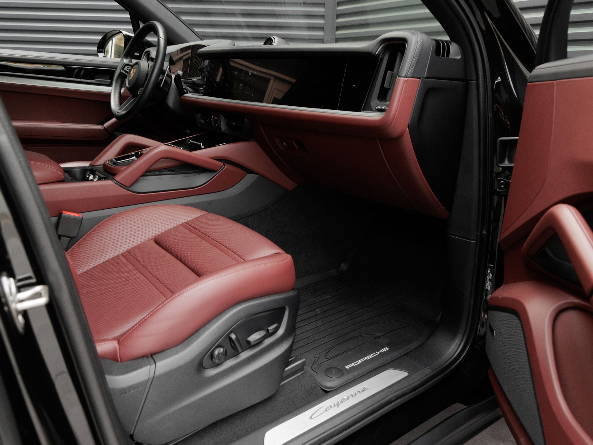 2025 Porsche Cayenne Cayenne E-Hybrid