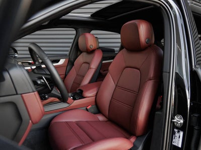 2025 Porsche Cayenne Cayenne E-Hybrid