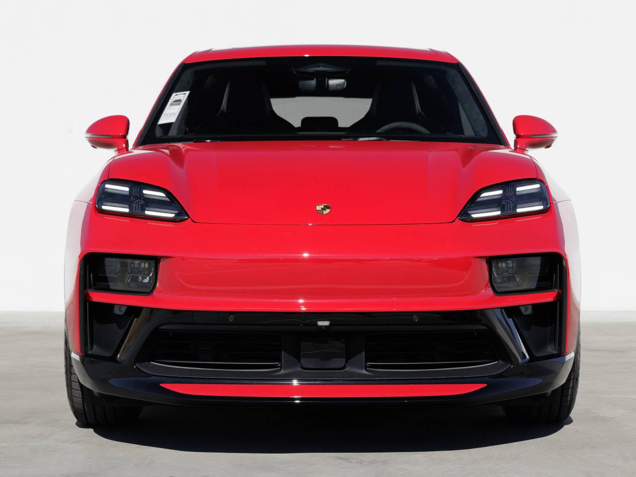 2026 Porsche Macan Macan GTS Electric