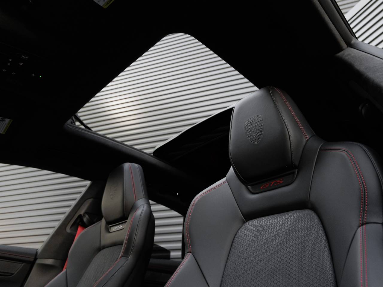 2026 Porsche Macan Macan GTS Electric
