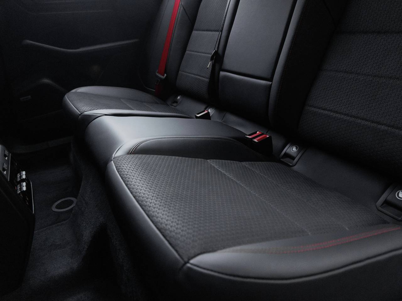 2026 Porsche Macan Macan GTS Electric