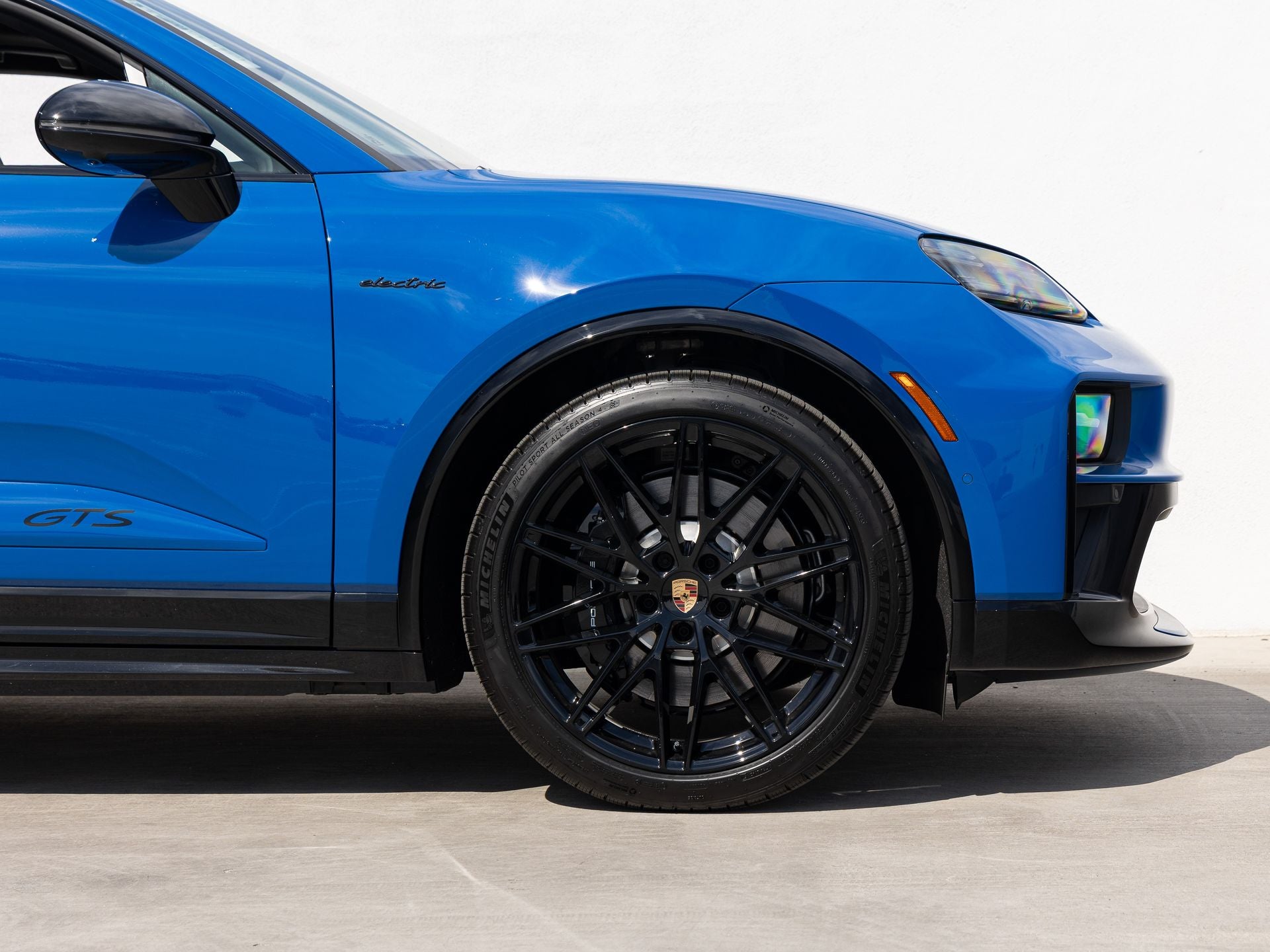 2026 Porsche Macan Electric GTS