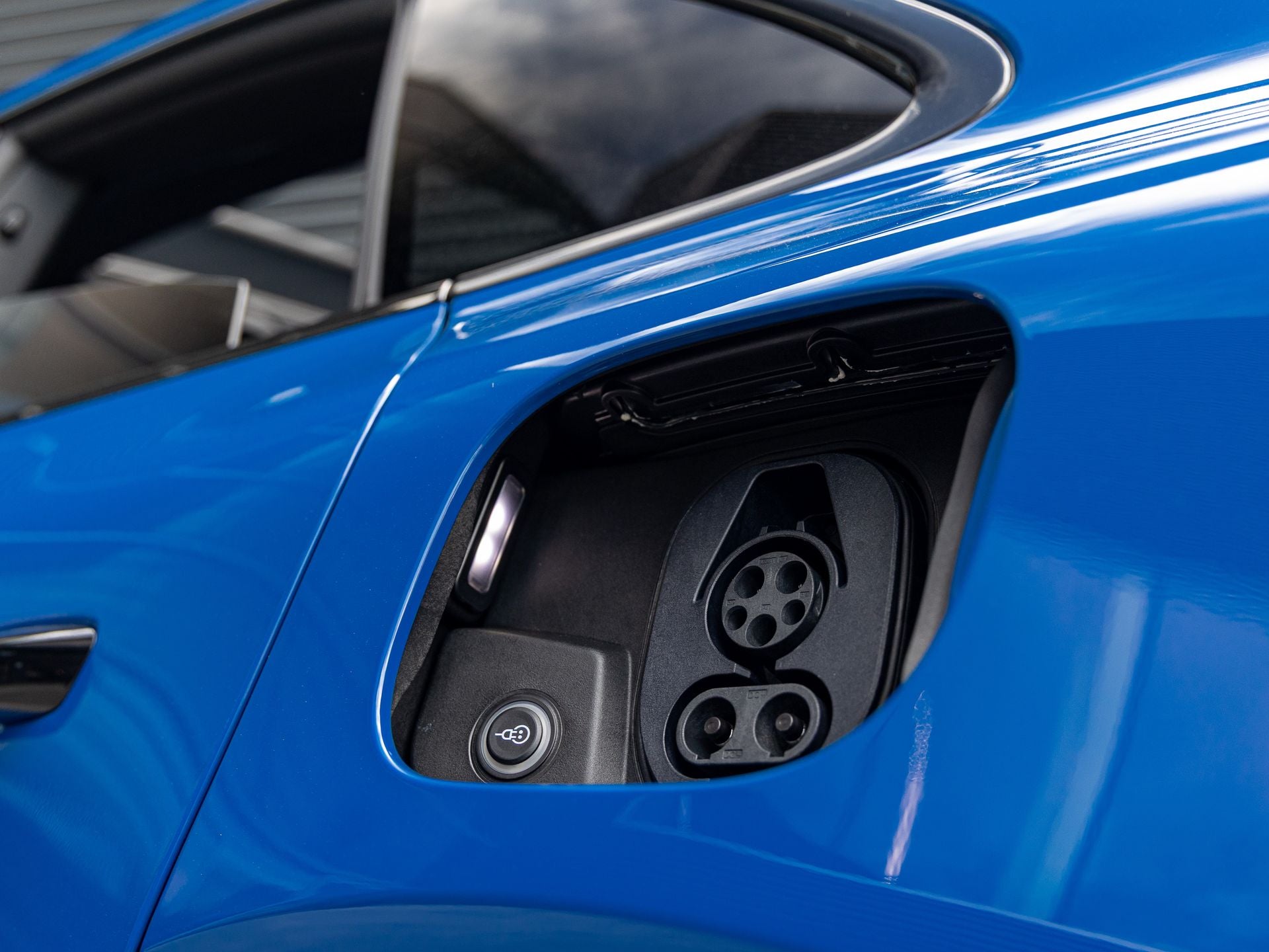 2026 Porsche Macan Electric GTS