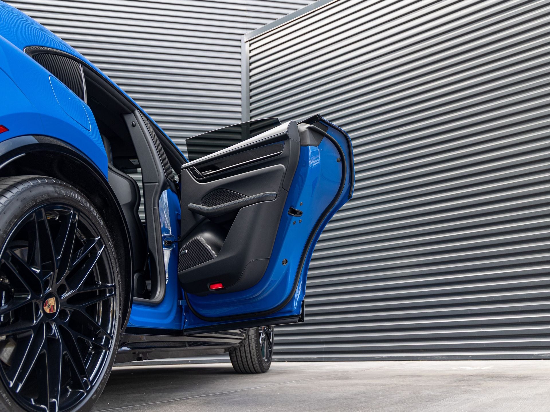 2026 Porsche Macan Electric GTS