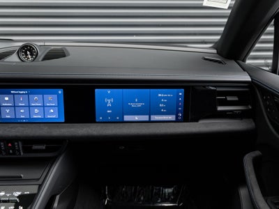 2026 Porsche Macan Electric GTS