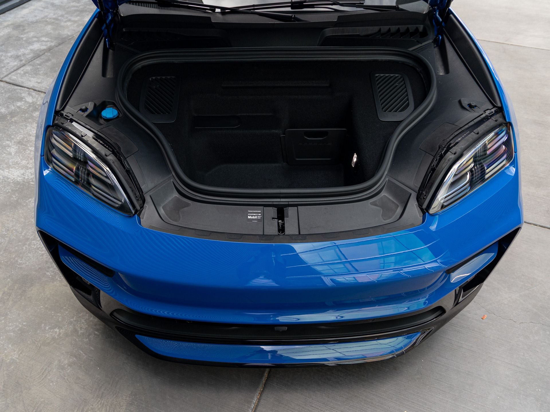 2026 Porsche Macan Electric GTS