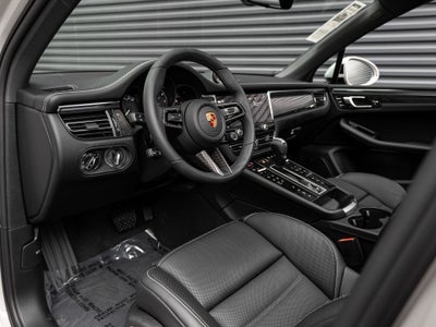 2026 Porsche Macan GTS