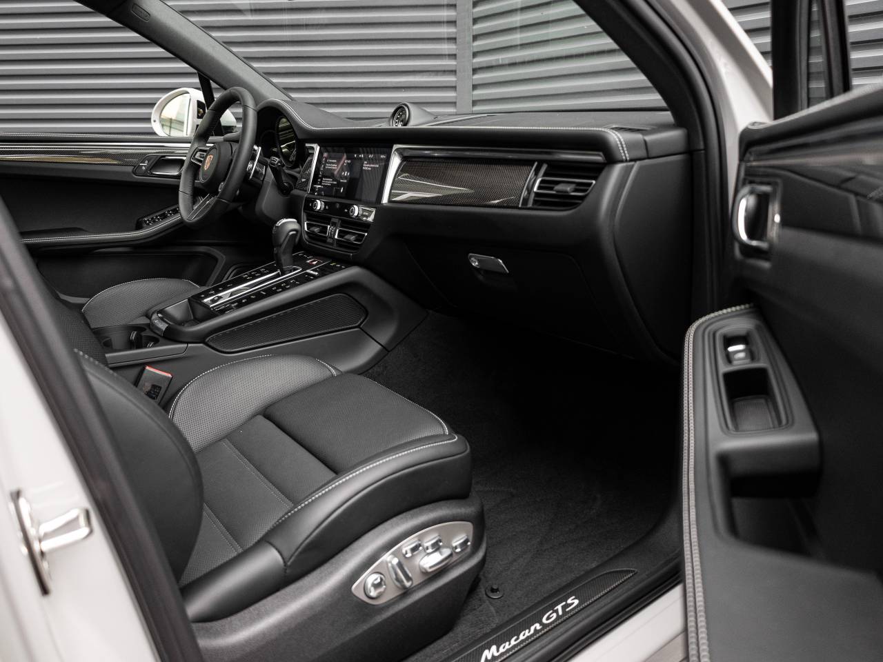 2026 Porsche Macan GTS