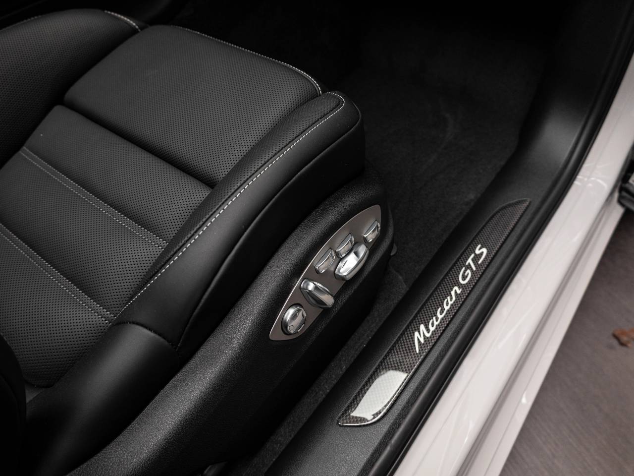 2026 Porsche Macan GTS